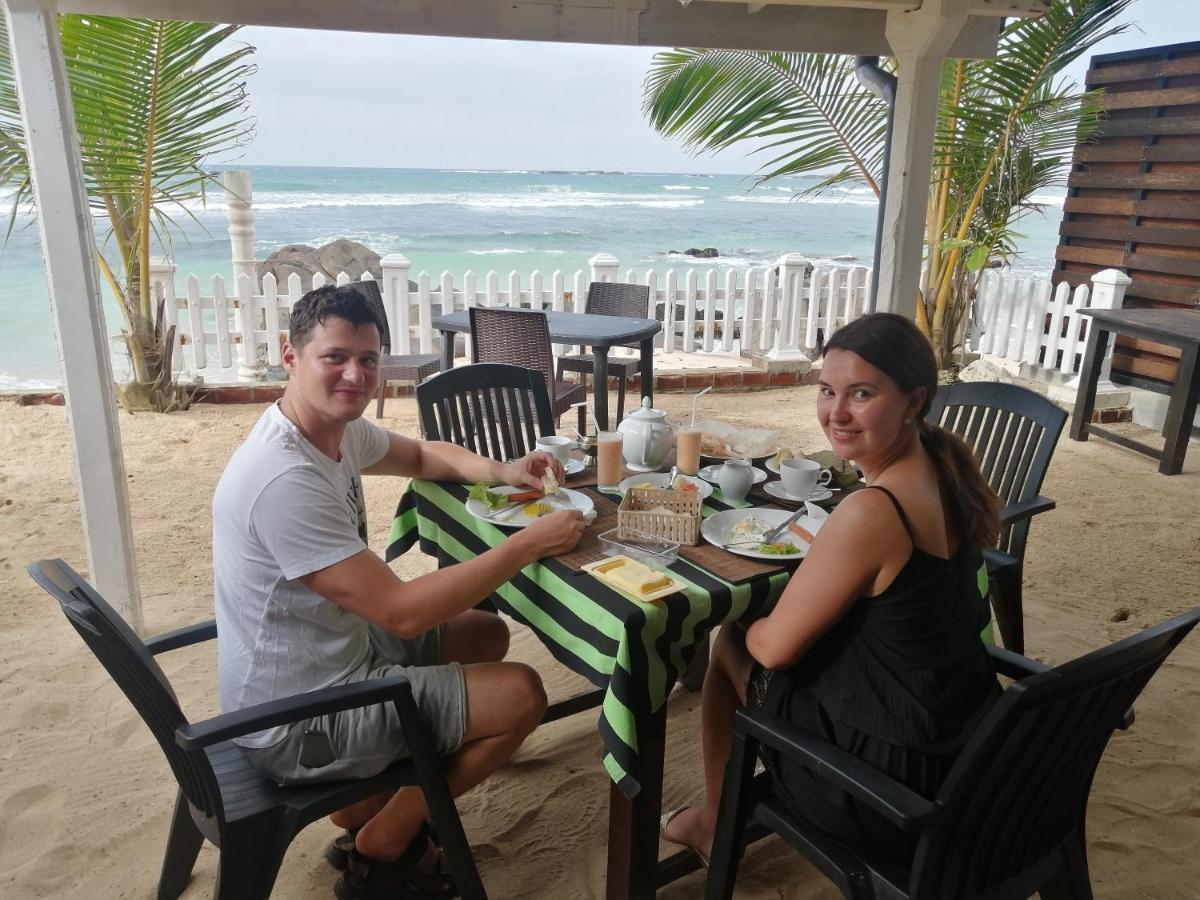 Happy Beach Villa Resort Unawatuna Zewnętrze zdjęcie