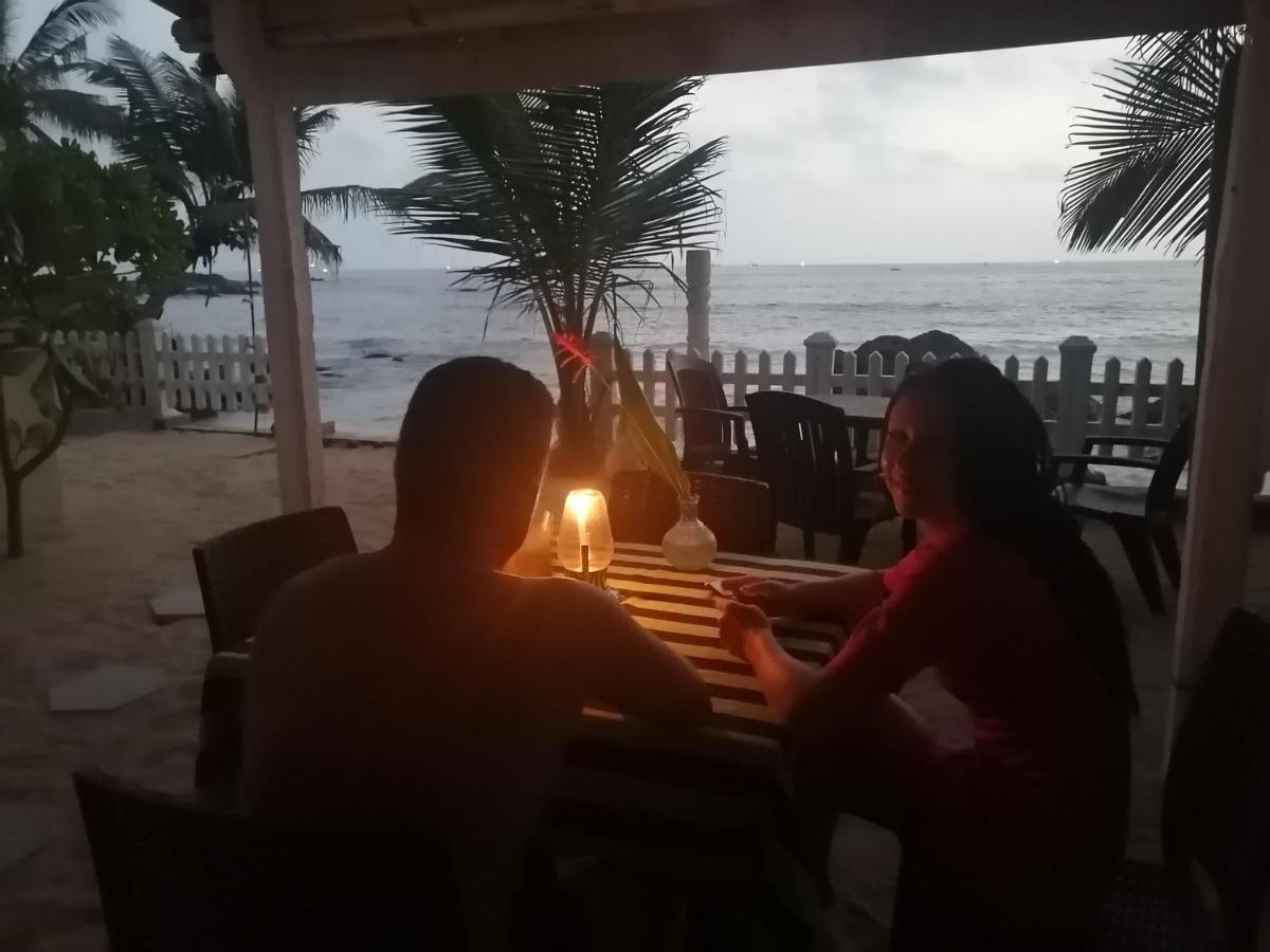 Happy Beach Villa Resort Unawatuna Zewnętrze zdjęcie