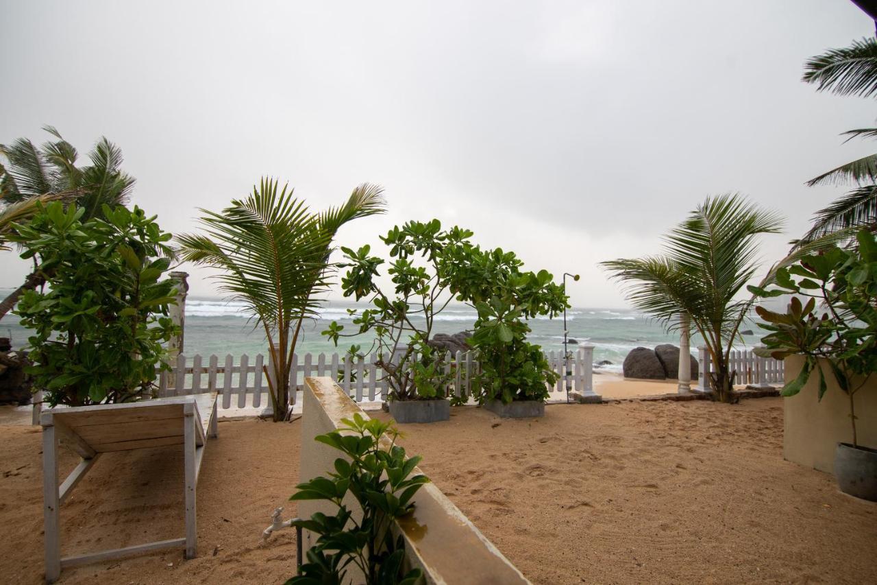 Happy Beach Villa Resort Unawatuna Zewnętrze zdjęcie
